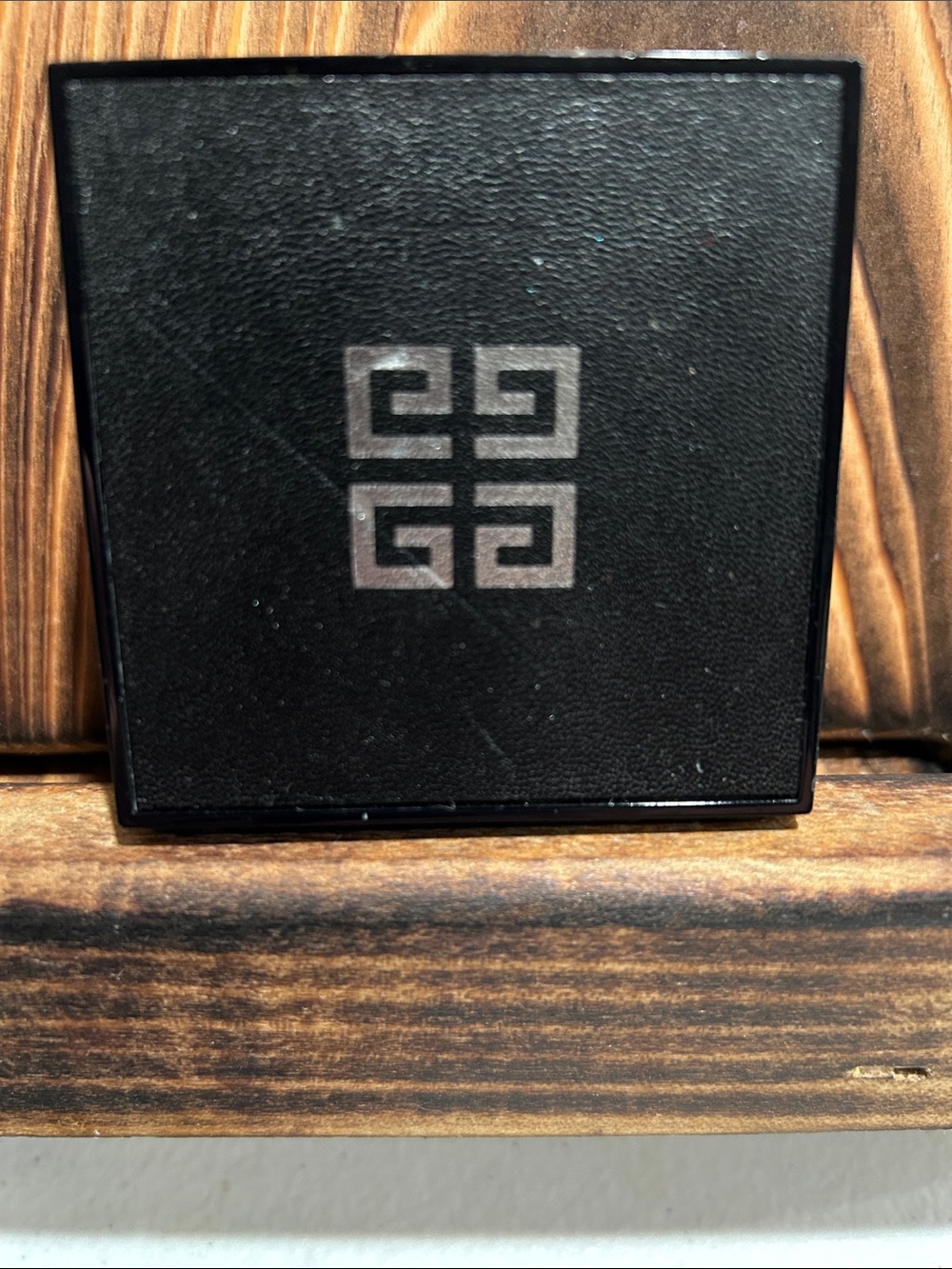 Givenchy Dual Compact Highlighter & Blush — Coral & Champagne Gold - Picture 3 of 3